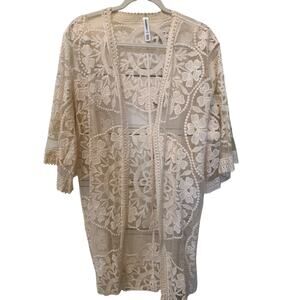 Bebe Lace Kimono Shawl Cream Women's One Size Cottagecore Boho Indie Fairy Chic